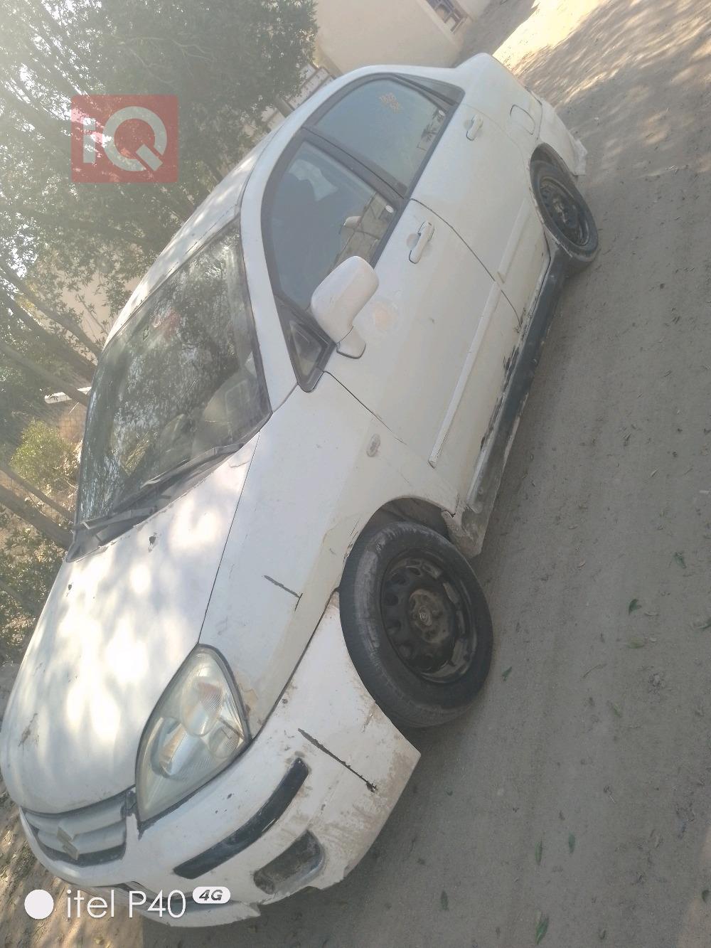 سوزوكي ليانا